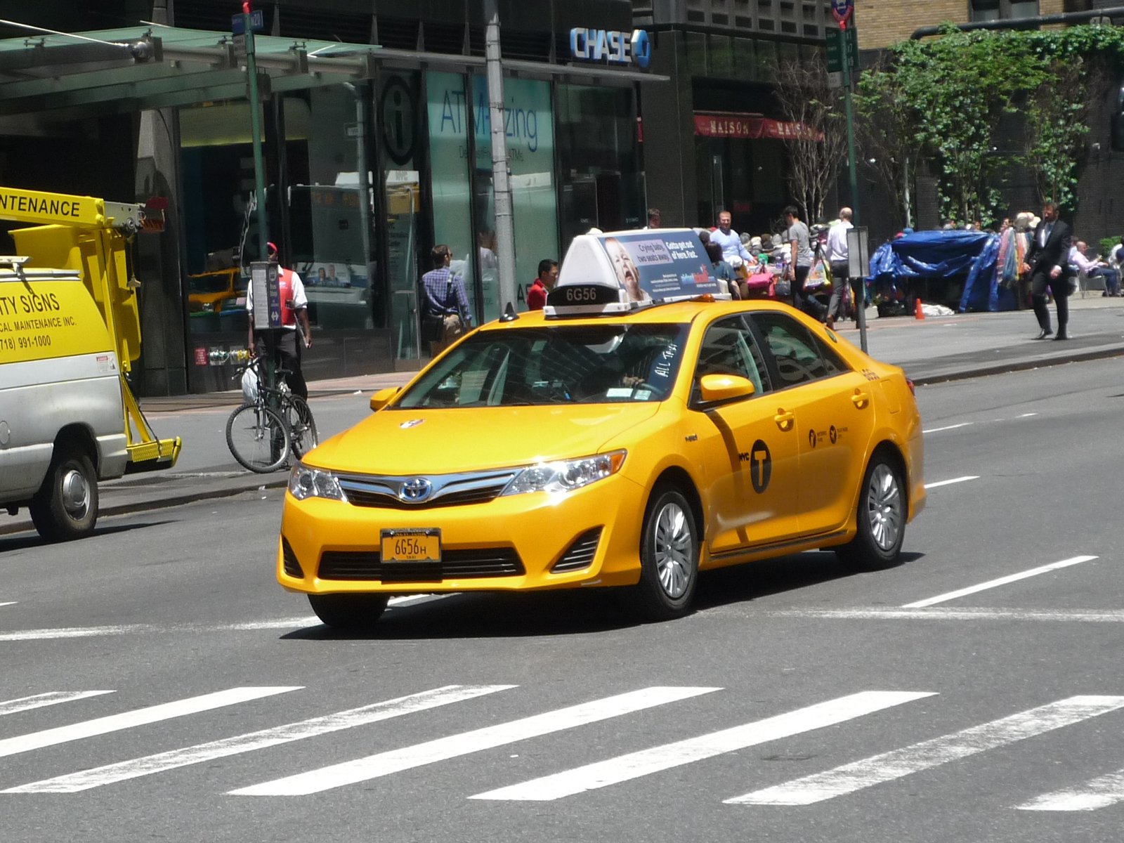 Toyota_Camry_NYC_Taxi_15283757332