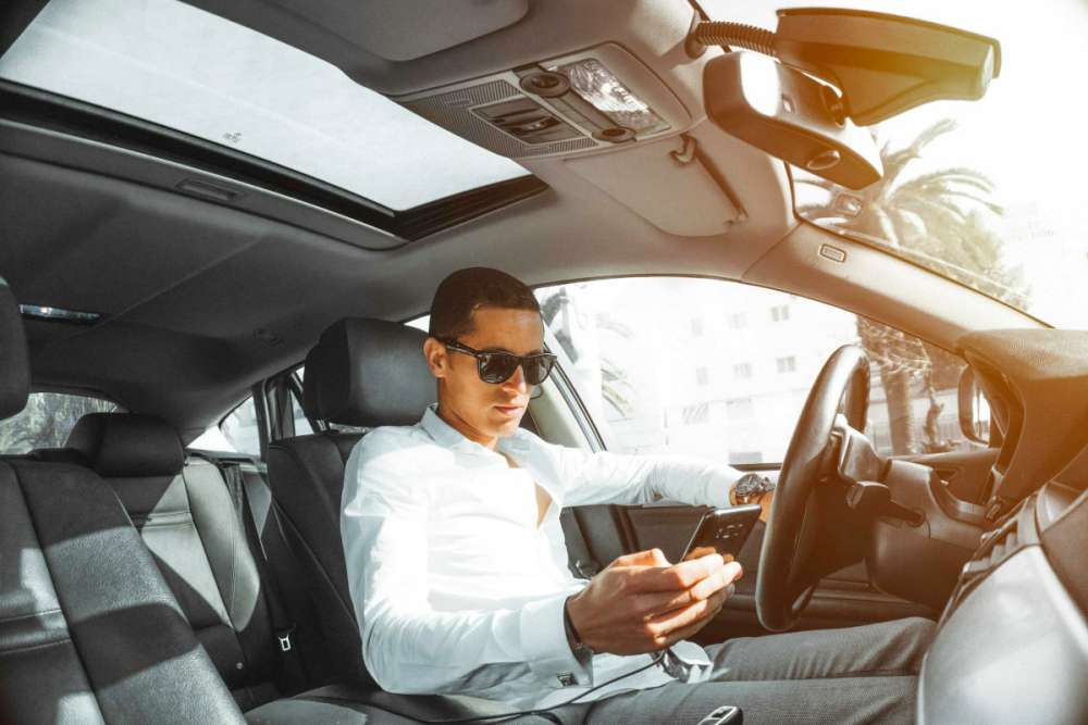 Read more about the article The Ultimate Chauffeur Service in Melbourne