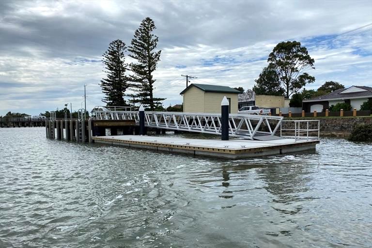 tooradin-jetty-from-water